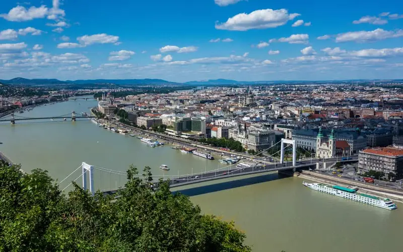 Budapeşte