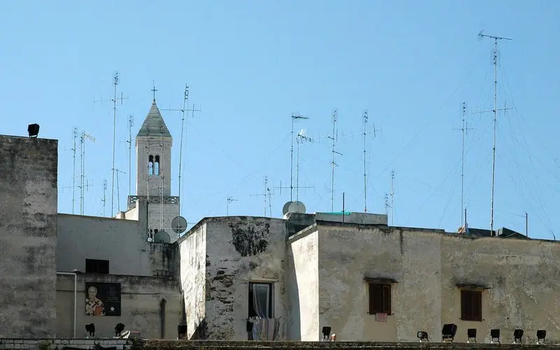 Bari